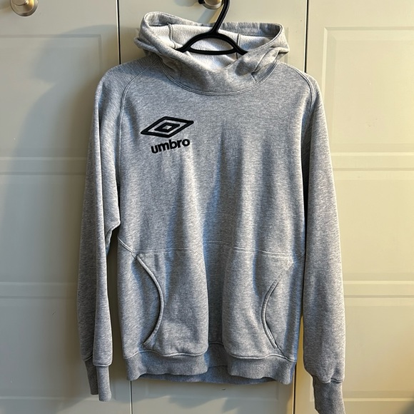 Umbro Tops - Umbro Light Gray Sweatshirt with Black Logo